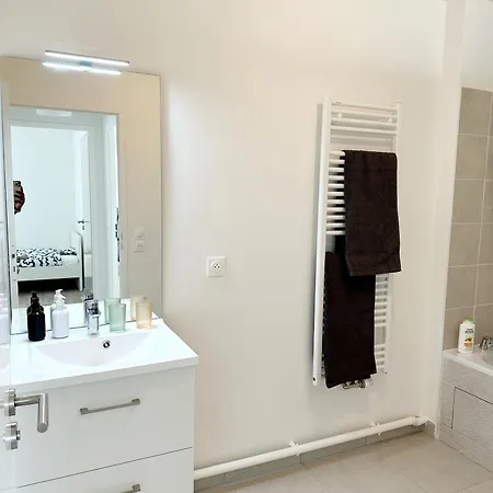 F3 Le Prague A 5 Minutes De Disneyland Apartment Montevrain