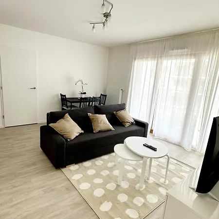 F3 Le Prague A 5 Minutes De Disneyland * Montevrain